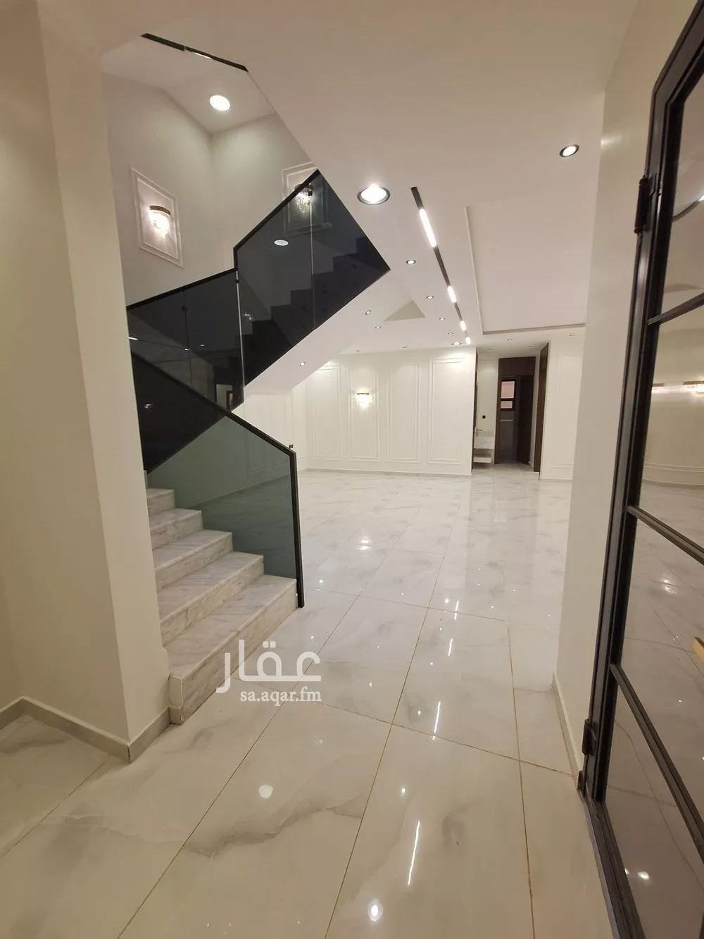5 bedroom villa in Dhahrat Laban 10