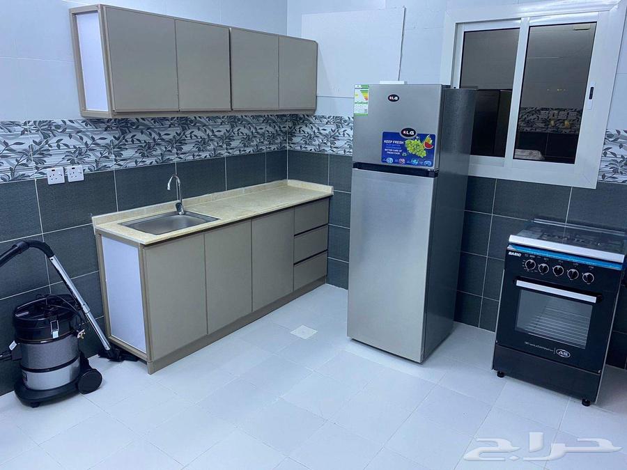5 bedroom apartment in Al Sharayea 15