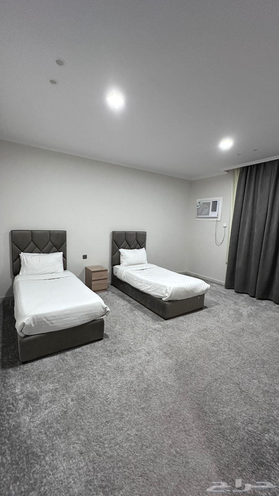 5 bedroom apartment in Al Sharayea 3