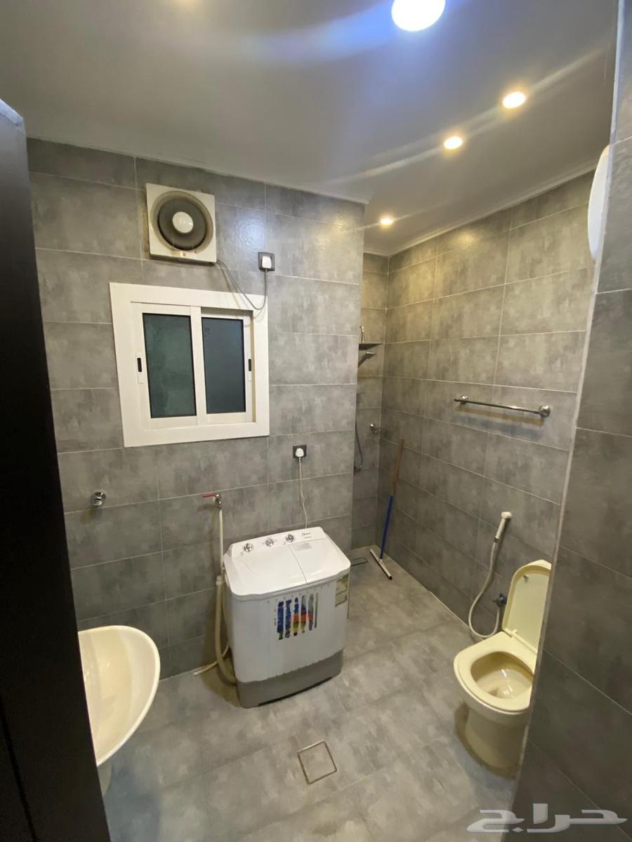5 bedroom apartment in Al Sharayea 5