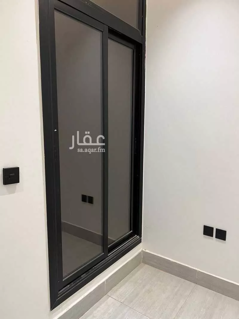 3 bedroom apartment in Al Yarmouk 5
