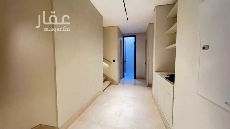 5 bedroom villa in Al Narjis 13