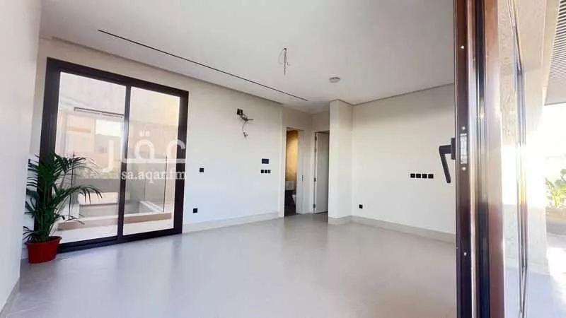 5 bedroom villa in Al Narjis 5