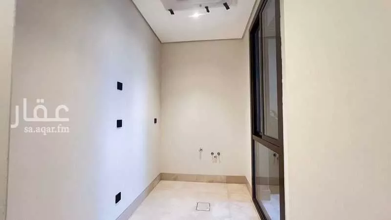 5 bedroom villa in Al Narjis 9
