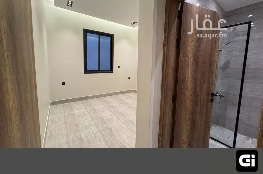 فيلا 6 غرف في العارض 11