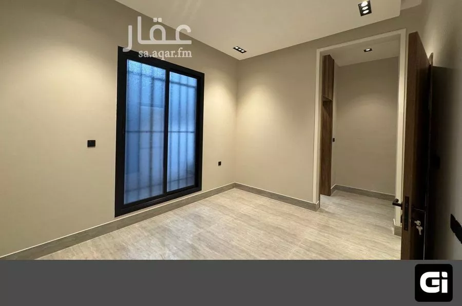 فيلا 6 غرف في العارض 13