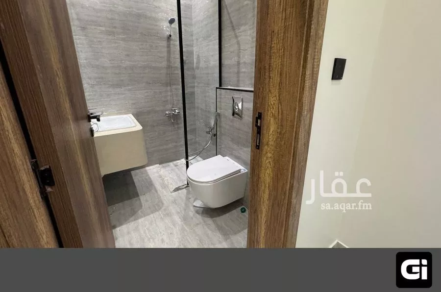فيلا 6 غرف في العارض 17