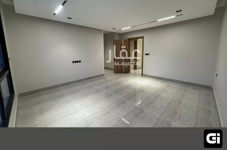 فيلا 6 غرف في العارض 8