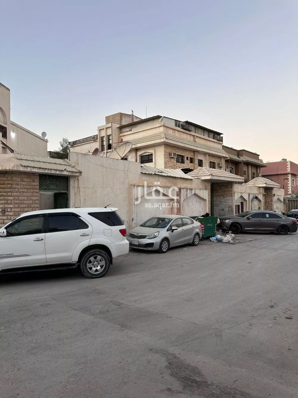 8 bedroom villa in Umm Al Hamam Al Gharbi, Riyadh 11