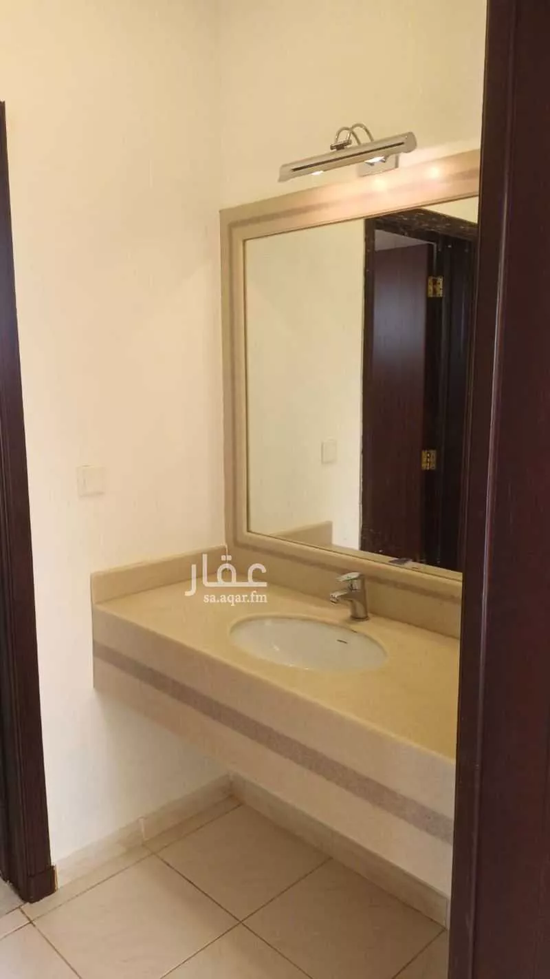فيلا 4 غرف في الملك عبدالعزيز، الرياض 13