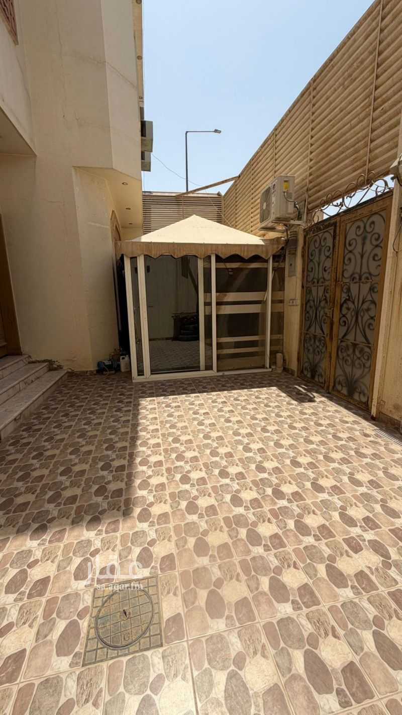 فيلا 4 غرف في شبرا، الرياض 6