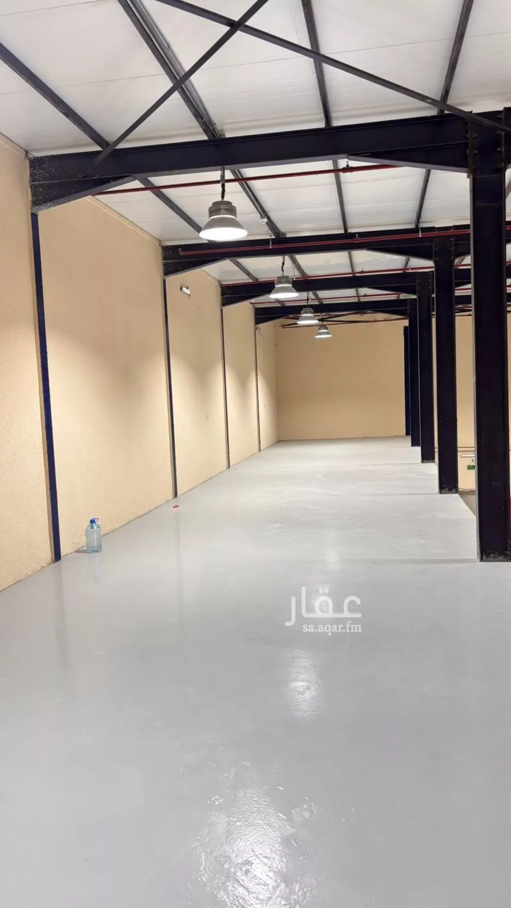 860 sqm warehouse in Al Ghnamiah 4