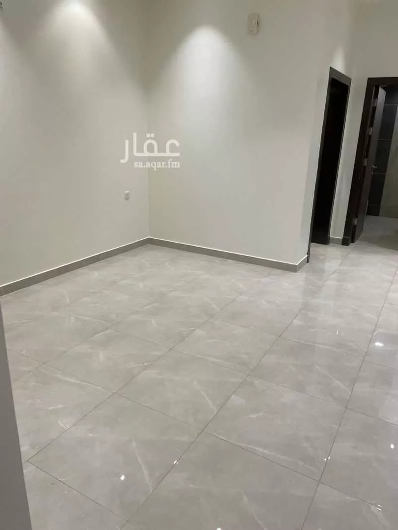 2 bedroom floor in Al Olaya 4