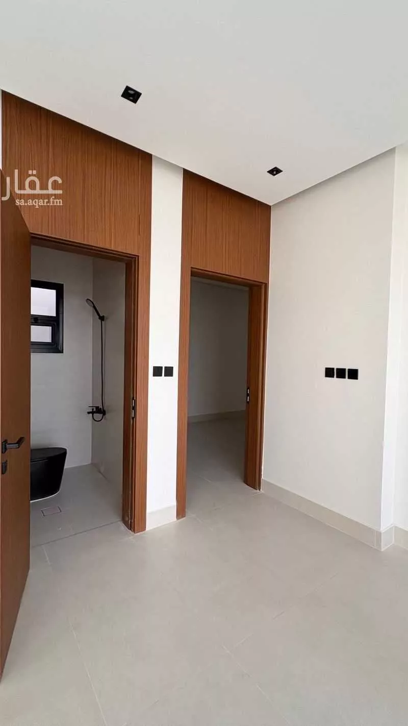 فيلا 5 غرف في العارض 4