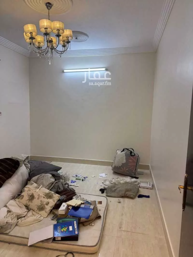 3 bedroom apartment in Al Khaleej 4