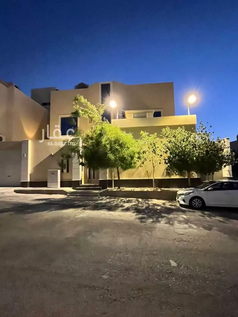6 bedroom villa in Al Mahdiyyah 4