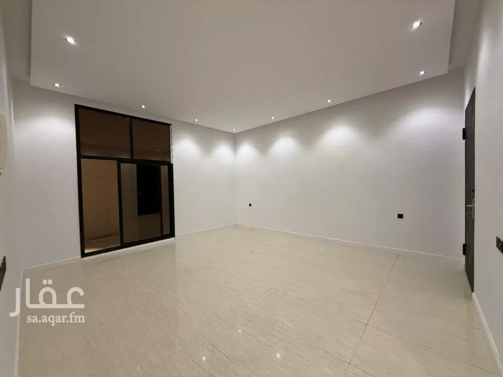 4 bedroom villa in Tuwaiq 12