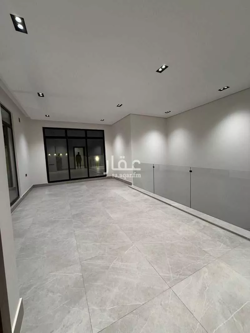 5 bedroom villa in Al Narjis 3
