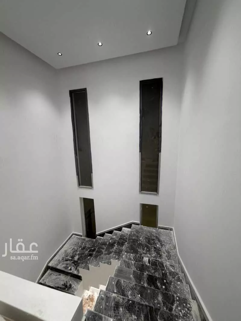 فيلا 6 غرف في السعادة 15