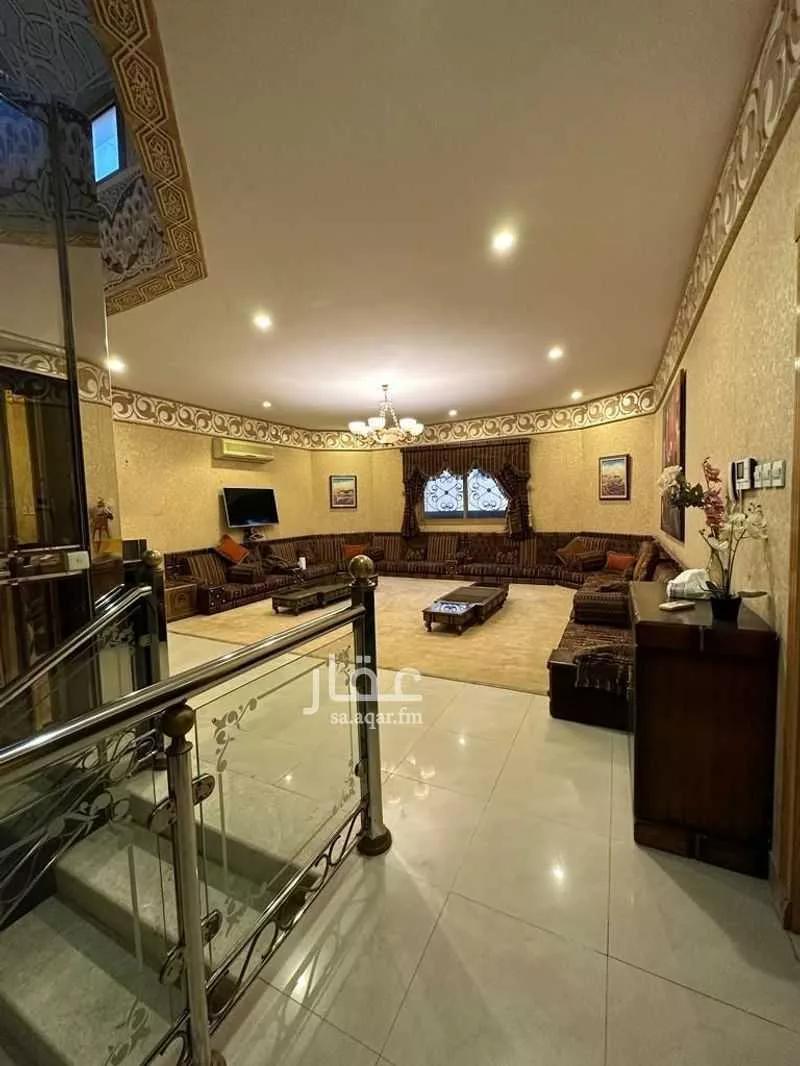 13 bedroom villa in Ishbiliyah 7