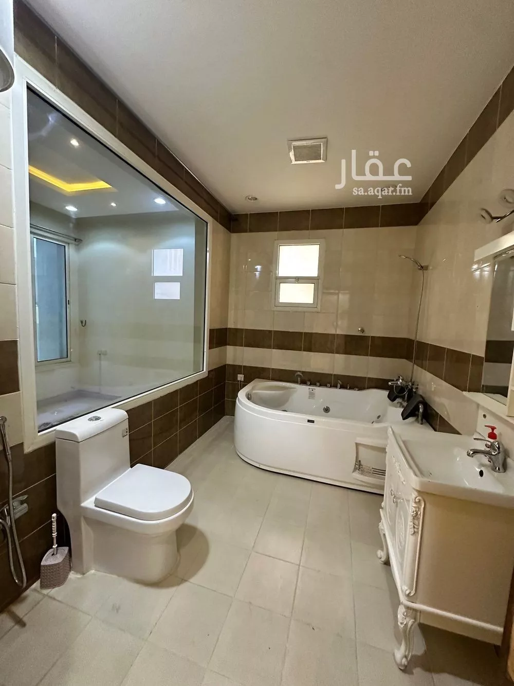 5 bedroom villa in Al Narjis 24