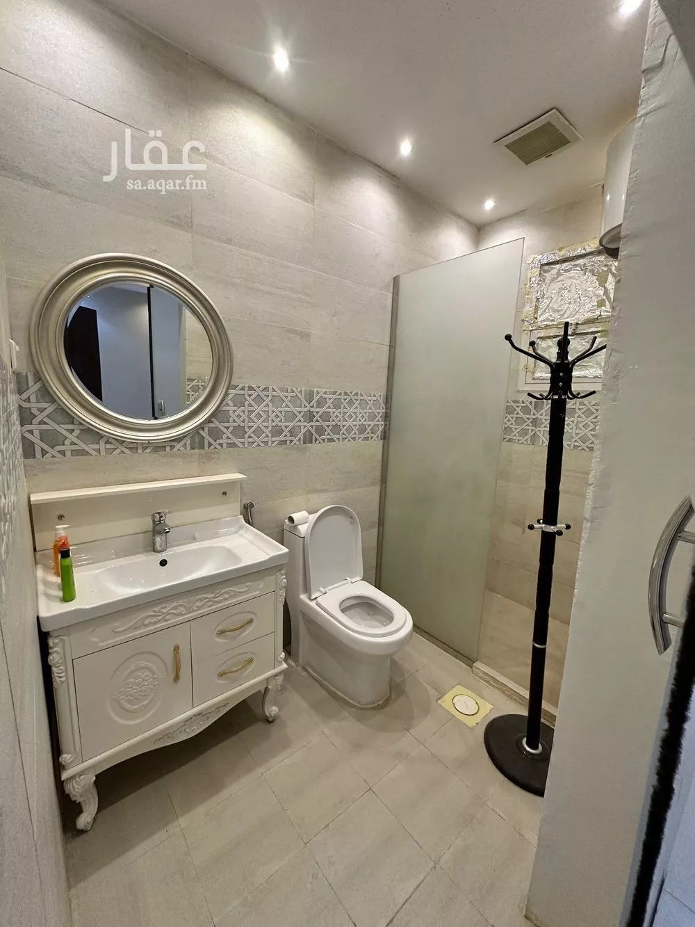5 bedroom villa in Al Narjis 28
