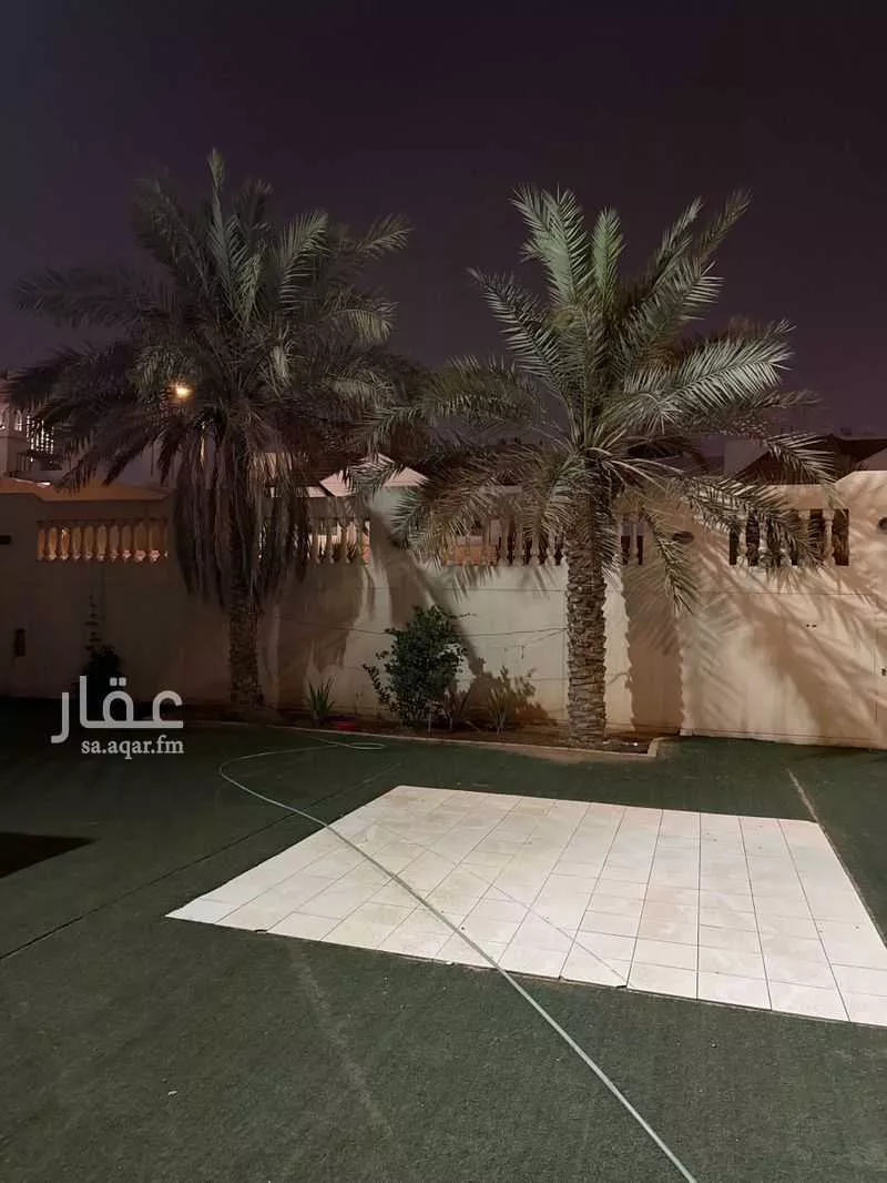 فيلا 9 غرف في الملك فيصل 3