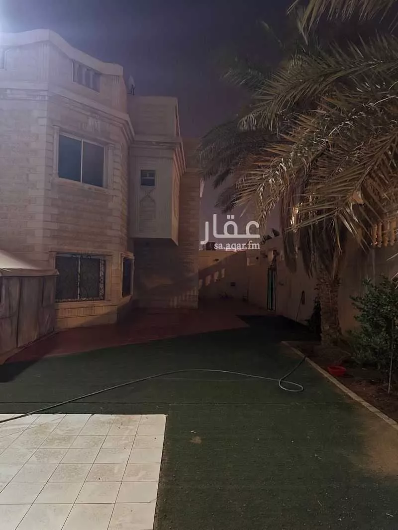 فيلا 9 غرف في الملك فيصل 4