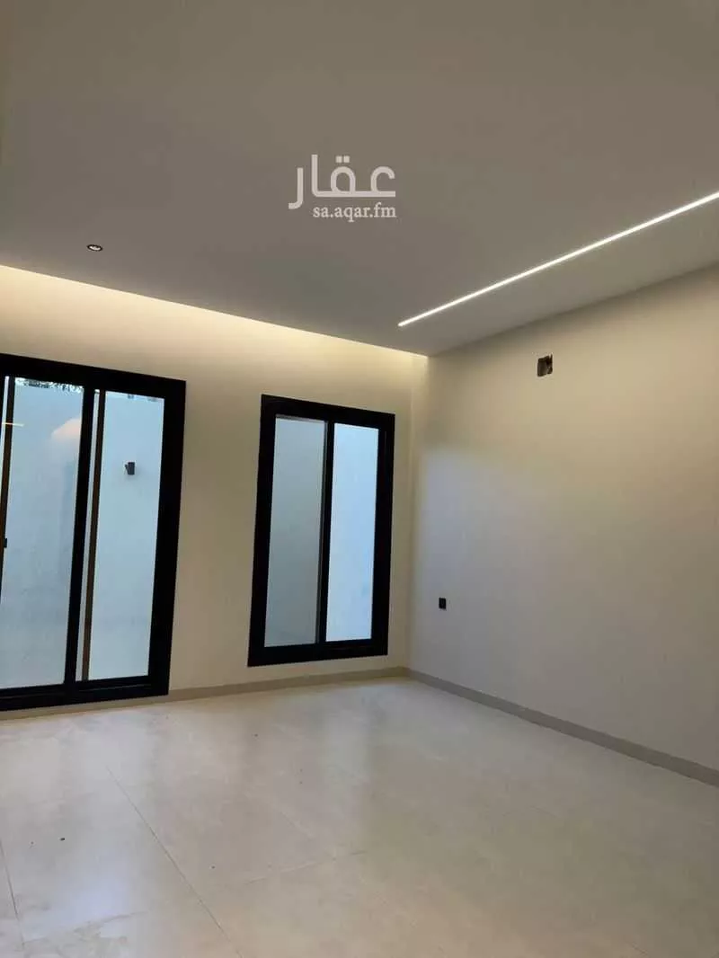 فيلا 5 غرف في العارض 7