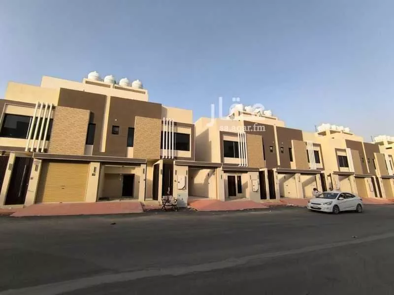 4 bedroom villa in Badr 4