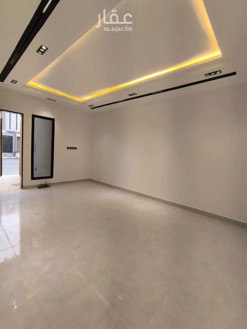 4 bedroom villa in Badr 5