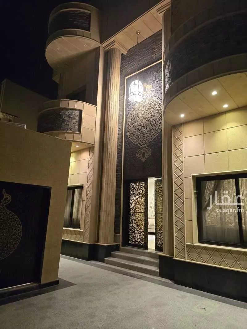 5 bedroom villa in Al Yasmin 2