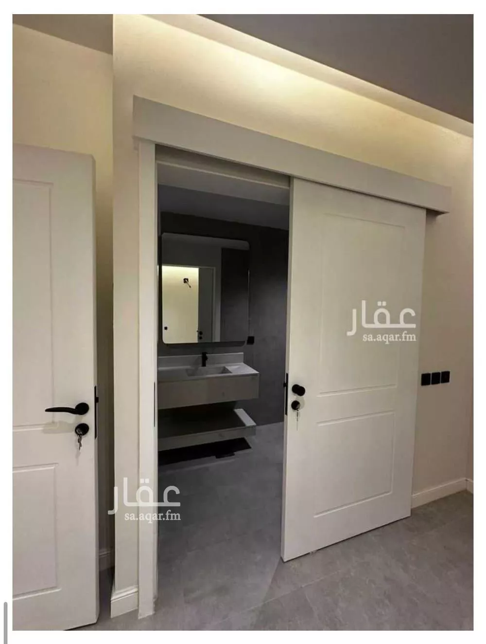 5 bedroom villa in Al Aridh 11