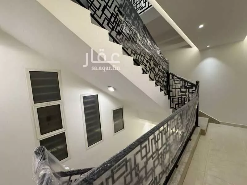 فيلا 5 غرف في النرجس 21