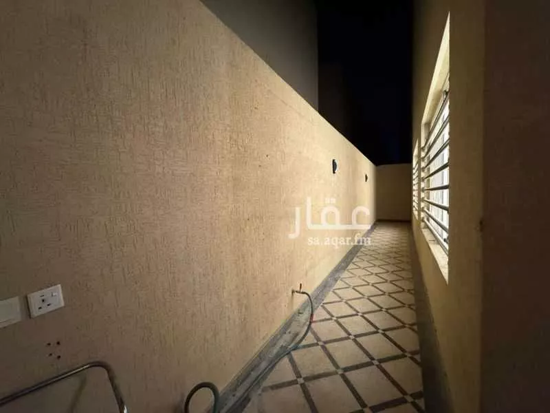 فيلا 5 غرف في النرجس 27