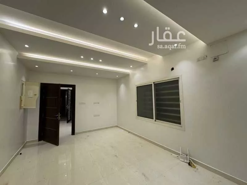 فيلا 5 غرف في النرجس 10