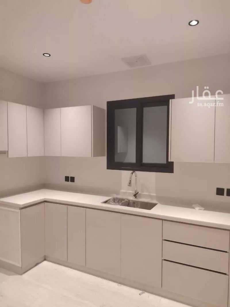 5 bedroom apartment in Ishbiliyah 7