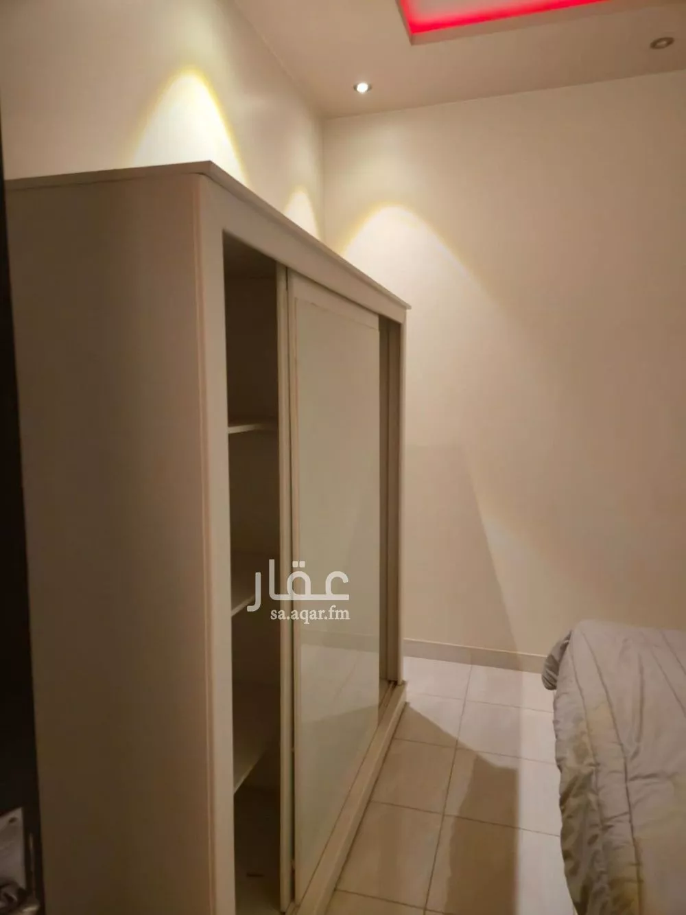 شقة 3 غرف في العارض 4