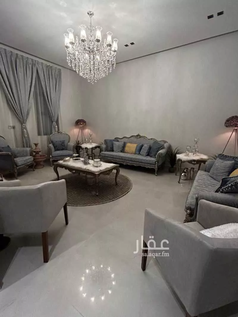 6 bedroom villa in Al Mahdiyyah 3