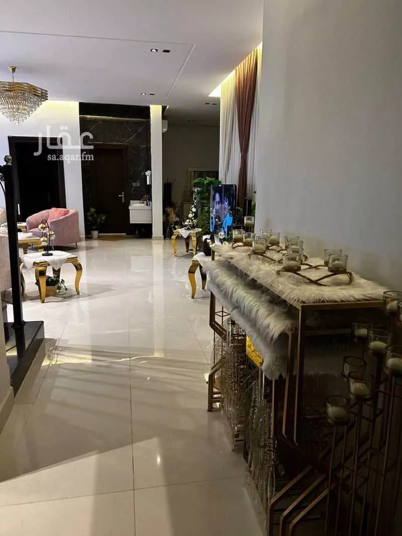 6 bedroom villa in Al Mahdiyyah 8