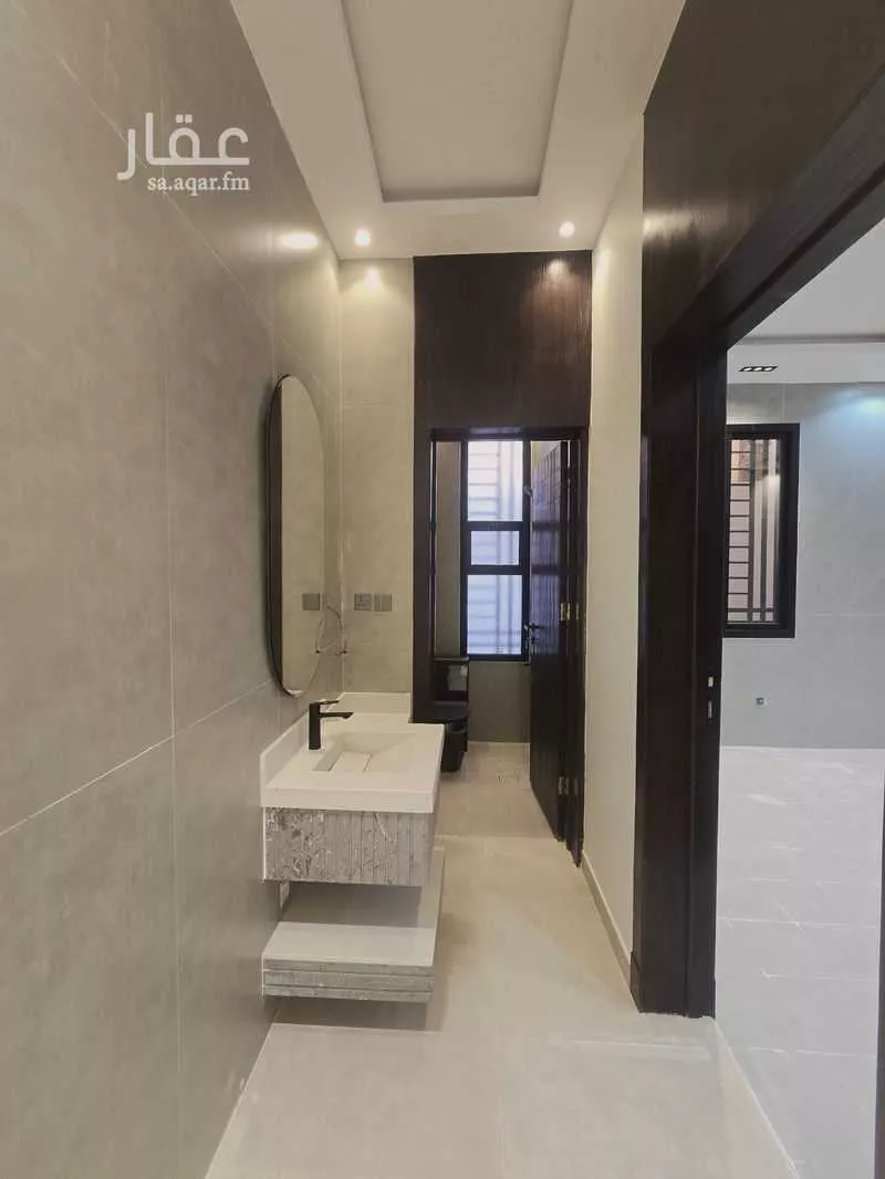 5 bedroom villa in Al Uraija Al Gharbiyah 17