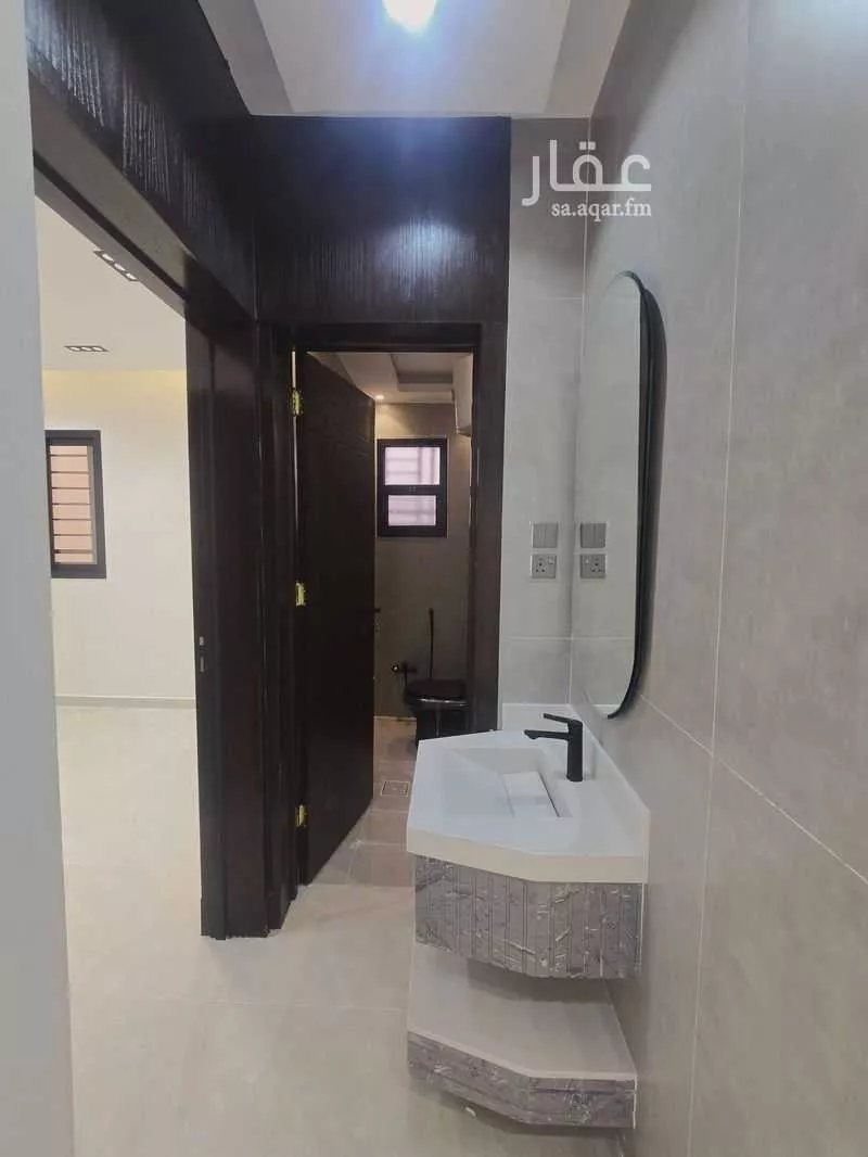 5 bedroom villa in Al Uraija Al Gharbiyah 21