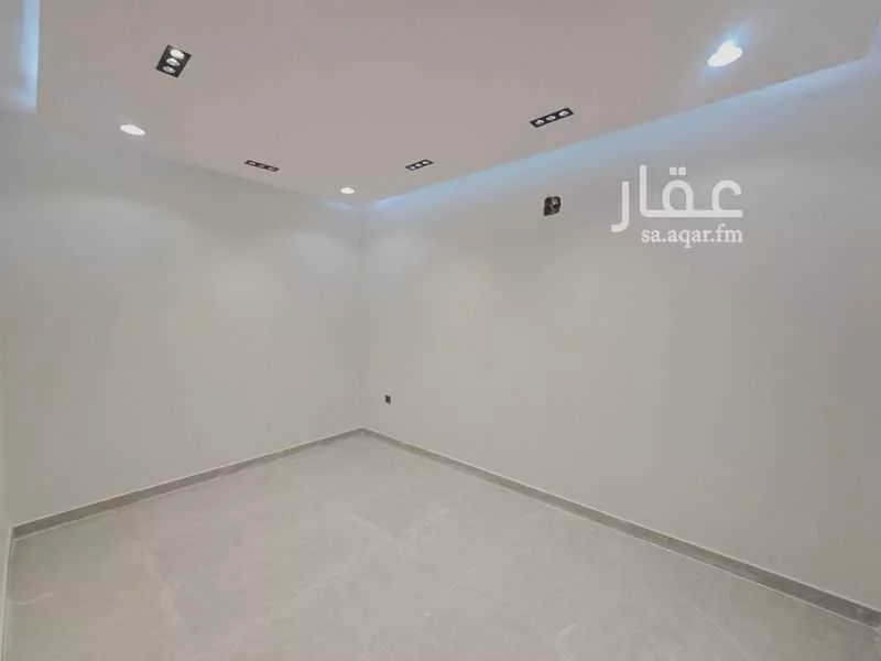 5 bedroom villa in Al Uraija Al Gharbiyah 26