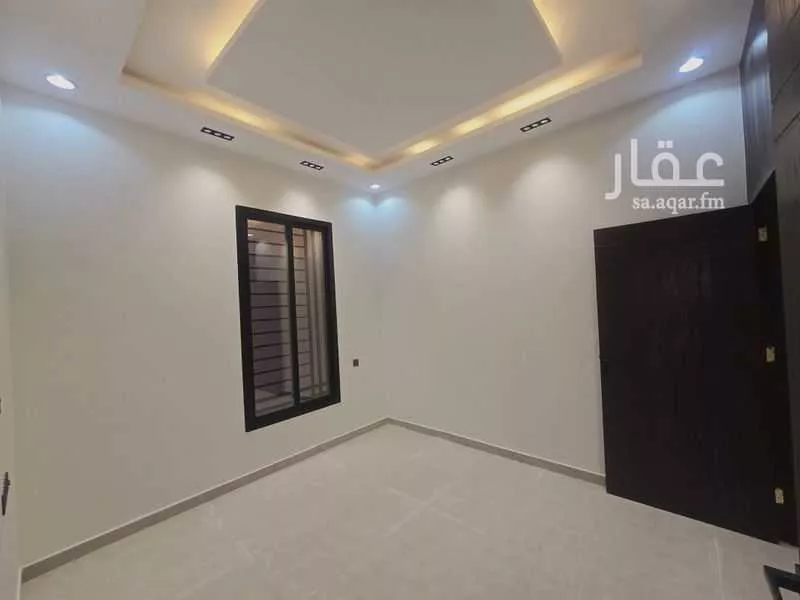 5 bedroom villa in Al Uraija Al Gharbiyah 5