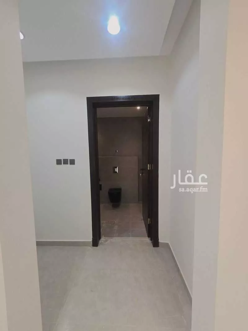 5 bedroom villa in Al Uraija Al Gharbiyah 10