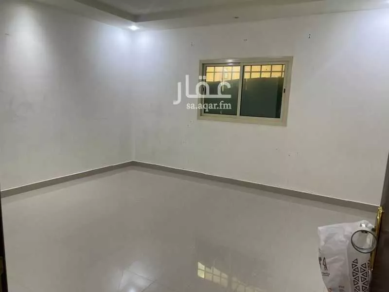 فيلا 6 غرف في الياسمين 10