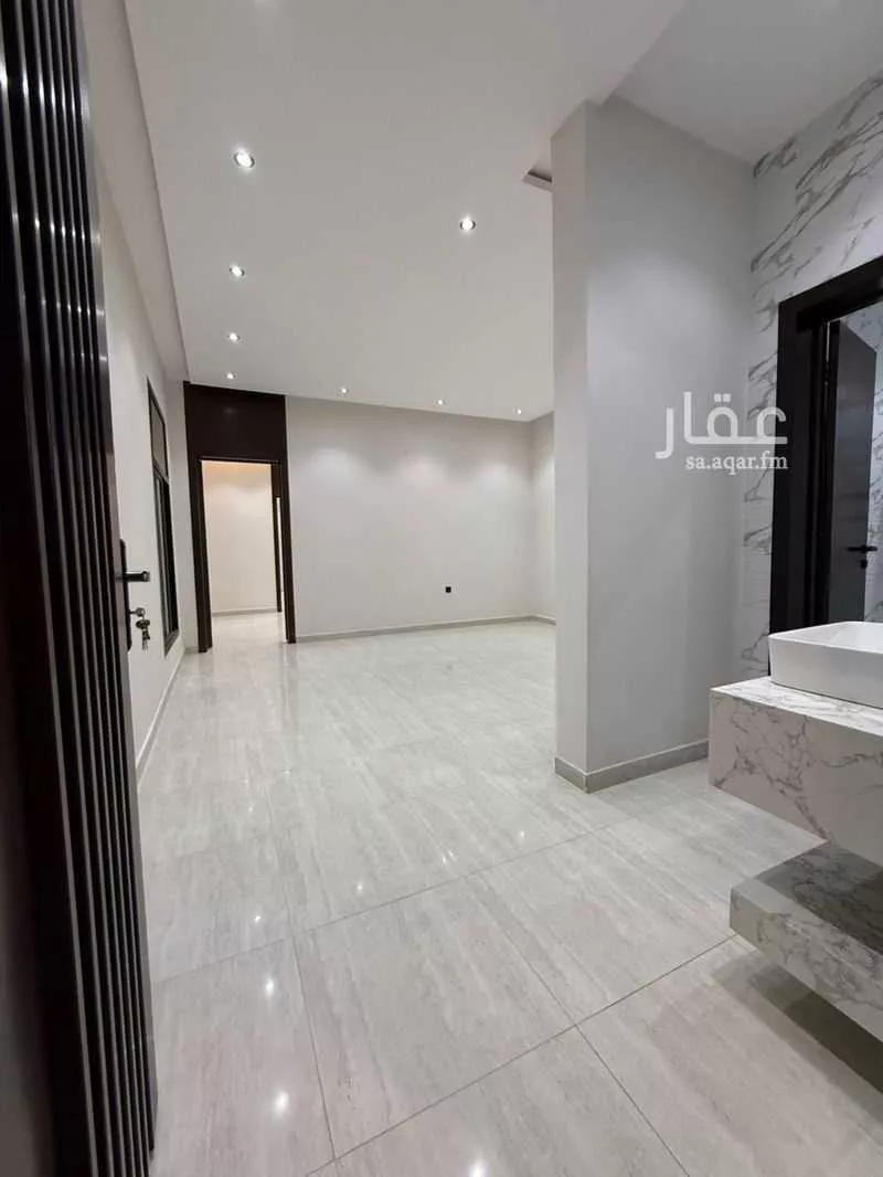 5 bedroom villa in Tuwaiq 13