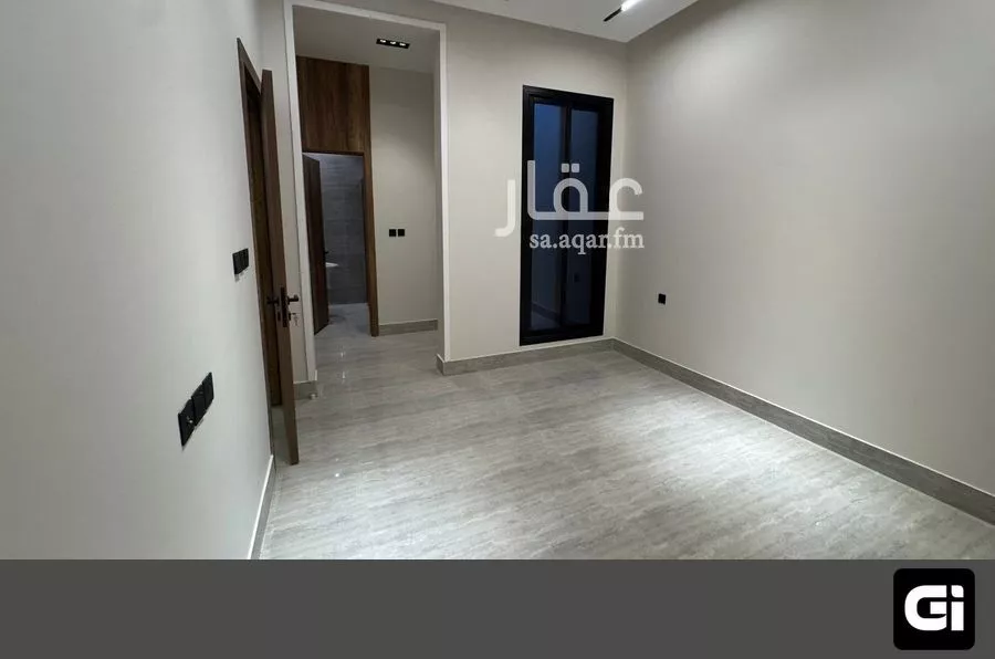 فيلا 6 غرف في العارض 12