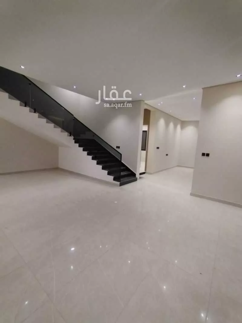 فيلا 7 غرف في ضاحية الملك فهد 25
