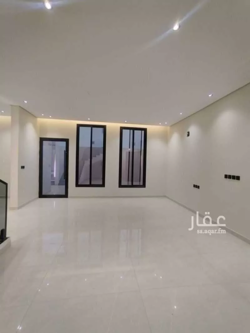 فيلا 7 غرف في ضاحية الملك فهد 8